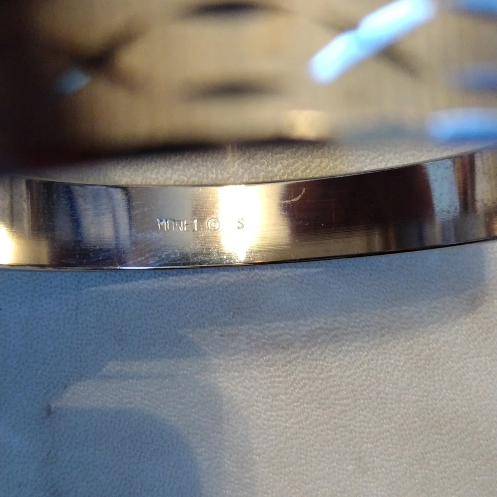 Monet, beautiful faux silver bracelet. - Picture 4 of 5
